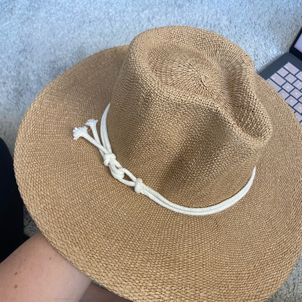Universal Thread Beach Hat